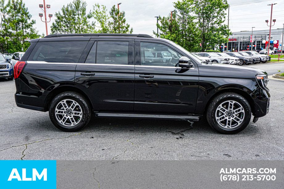 Used 2025 Black Ford Active image 9