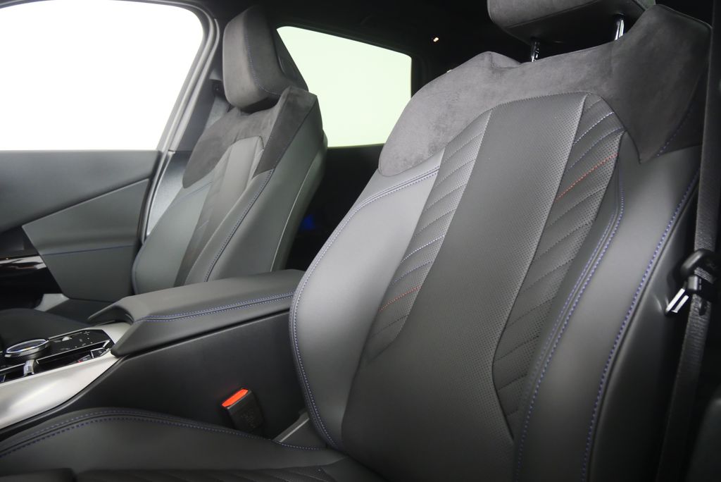 Thumbnail: 2026 BMW X3 - 10