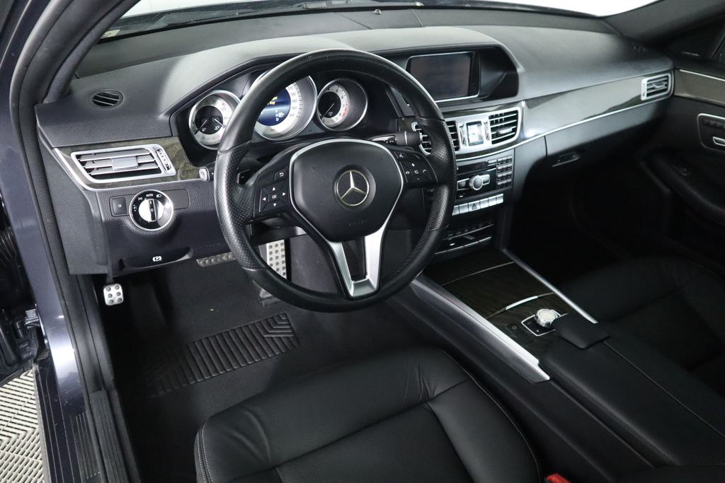 2015 Mercedes-Benz E-Class E 350 9