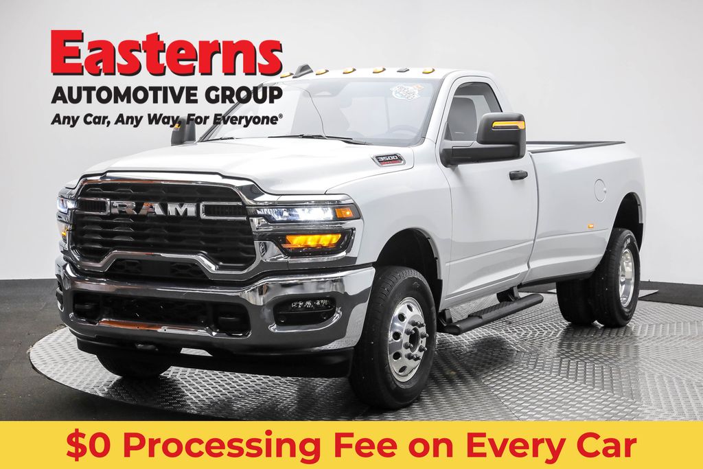 2025 RAM 3500 Tradesman 4X4 Regular cab's photo