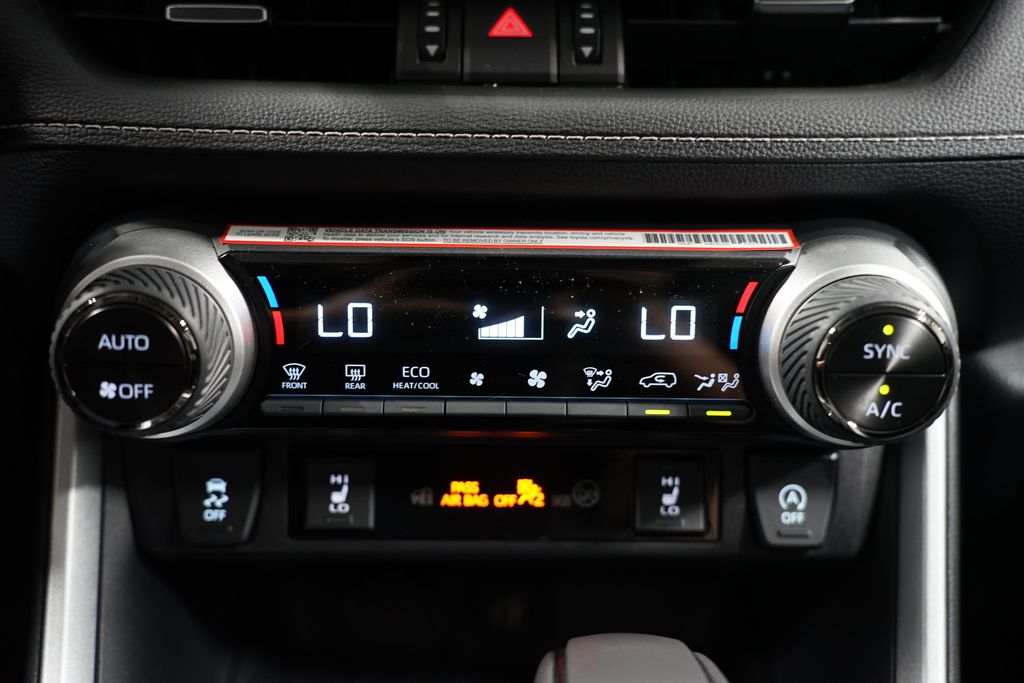 2025 Toyota RAV4 XLE Premium 20