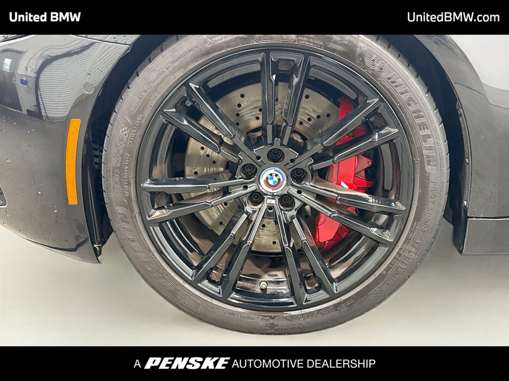 Thumbnail: 2023 BMW M5 - 2