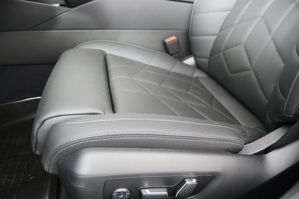 2026 BMW 5 Series 530i 9