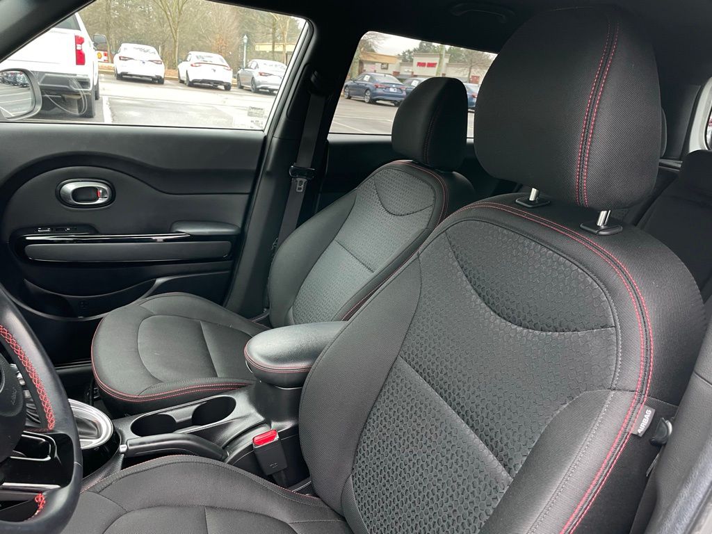 Thumbnail: 2016 Kia Soul - 24