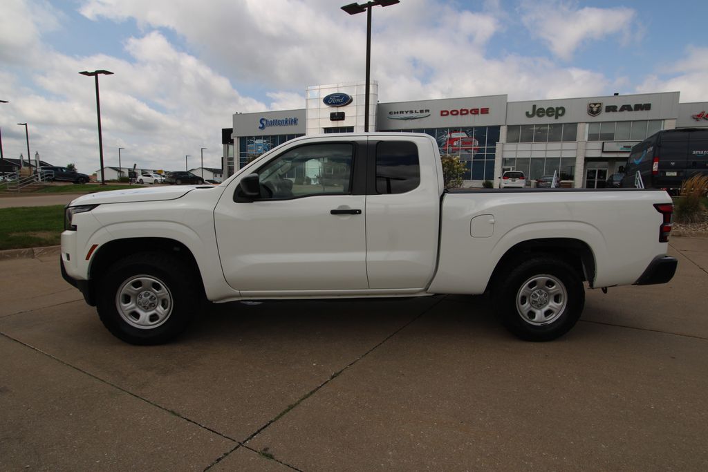 Used 2024 Nissan Frontier Truck