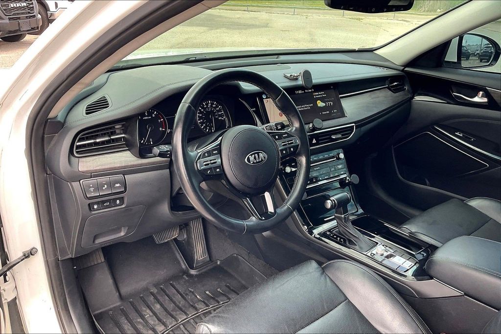 Used 2020 Kia Cadenza Technology 4D Sedan