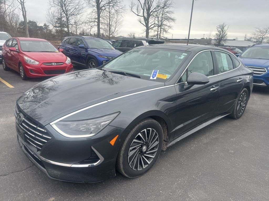 Certified Used 2023 Gray Hyundai Limited image 4