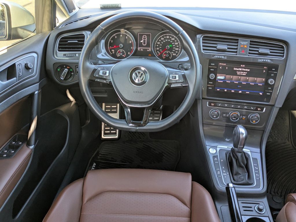 2018 Volkswagen Golf Alltrack TSI S