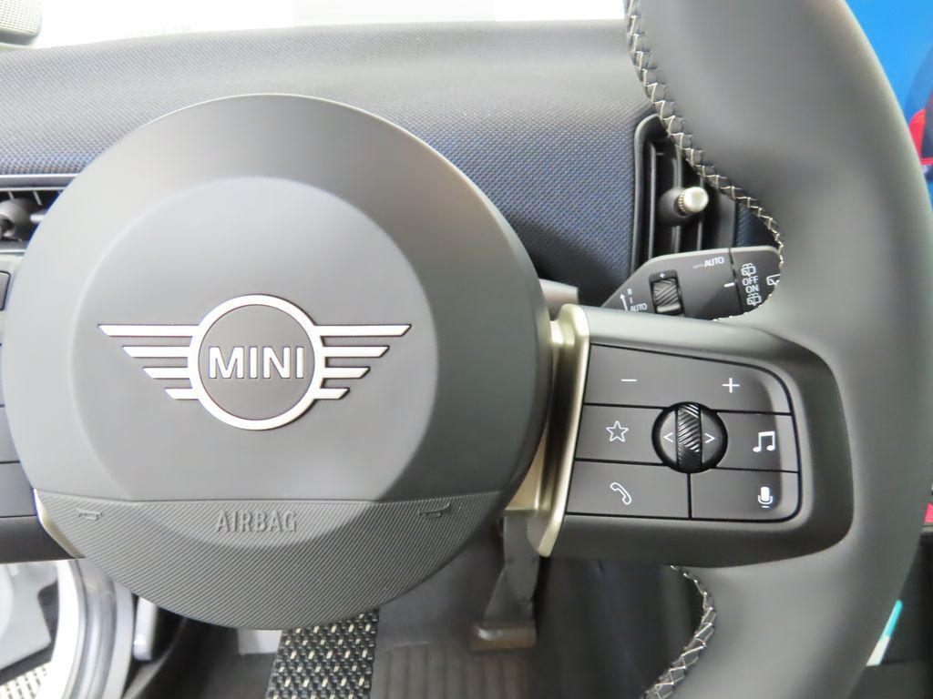 Thumbnail: 2026 MINI Cooper - 13