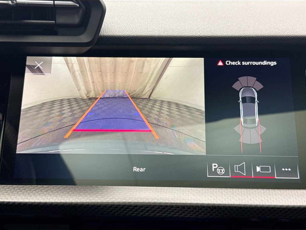 Thumbnail: 2024 Audi RS 3 - 14