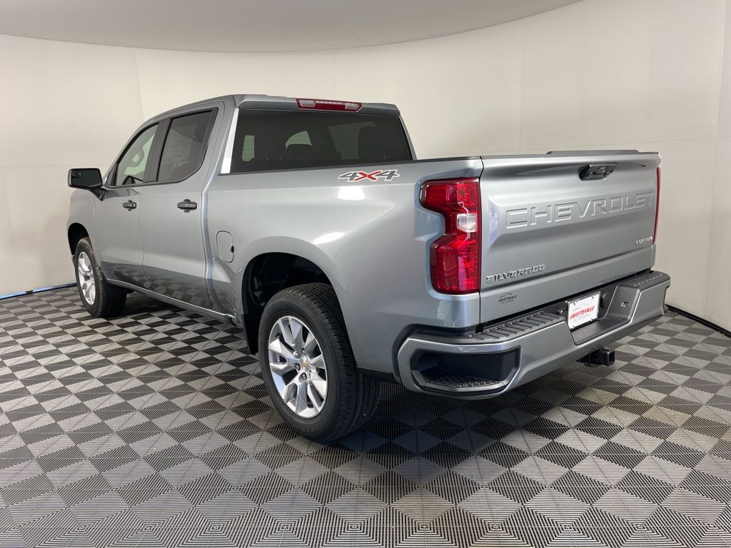 Thumbnail: 2026 Chevrolet Silverado 1500 - 3