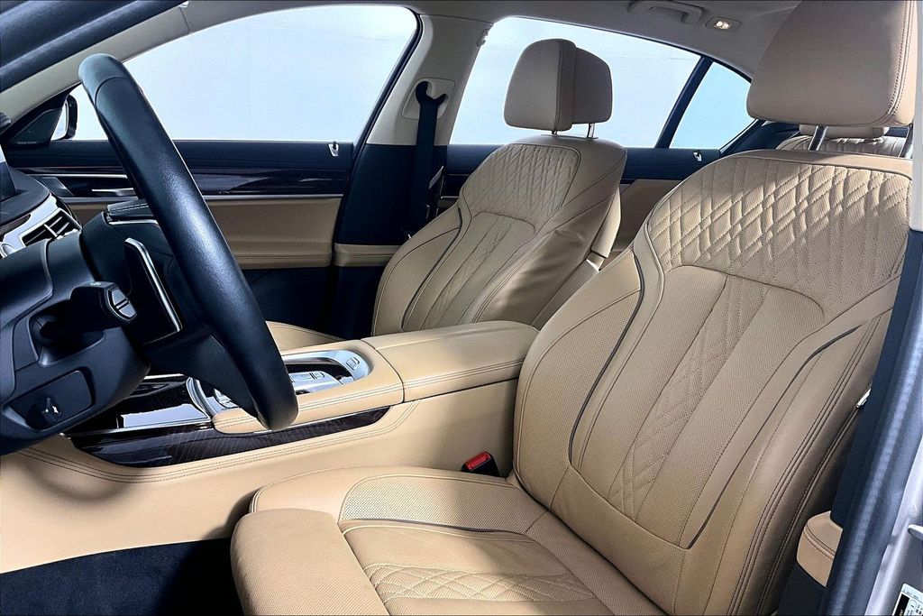 Used 2022 BMW 7 Series 750i xDrive For Sale in OLIVE BRANCH, MS