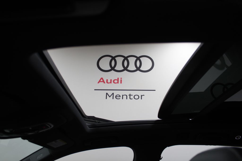 Thumbnail: 2026 Audi Q7 - 14