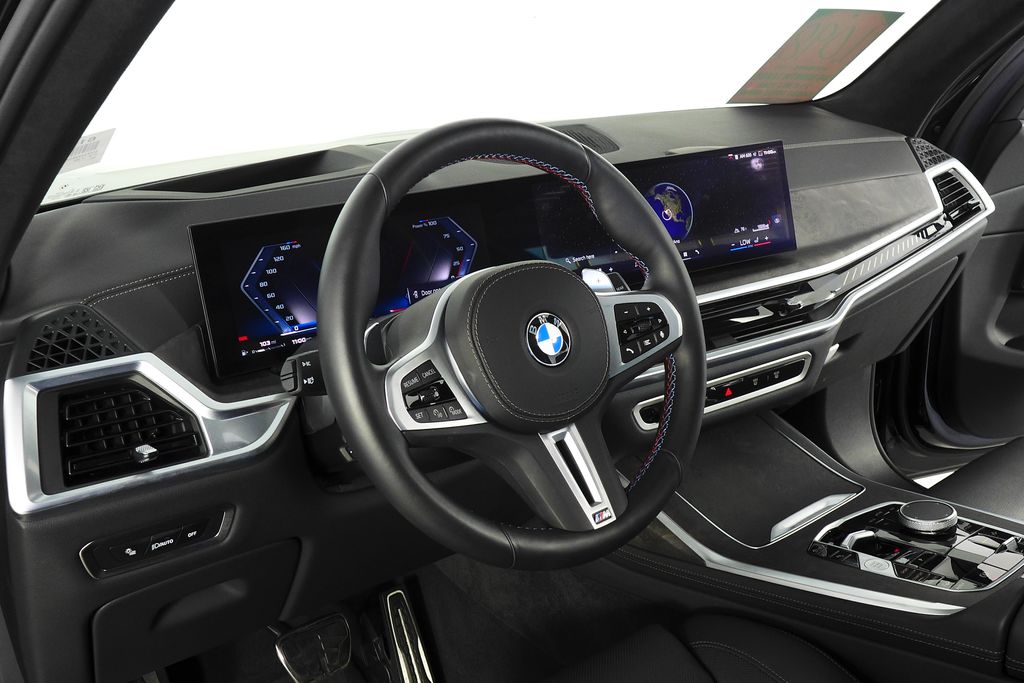 Thumbnail: 2025 BMW X7 - 26