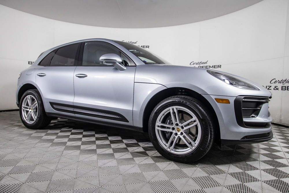 Certified Used 2025 Silver Porsche T image 2