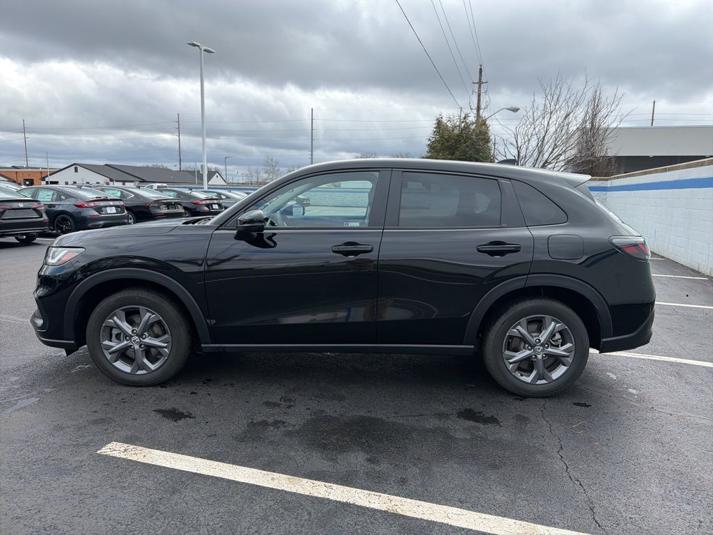 Thumbnail: 2026 Honda HR-V - 2