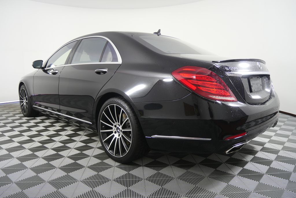 Thumbnail: 2015 Mercedes-Benz S-Class - 5