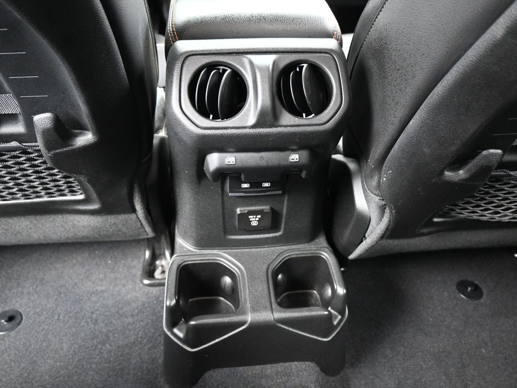 Used 2022 Bright White Clearcoat Jeep Mojave image 38