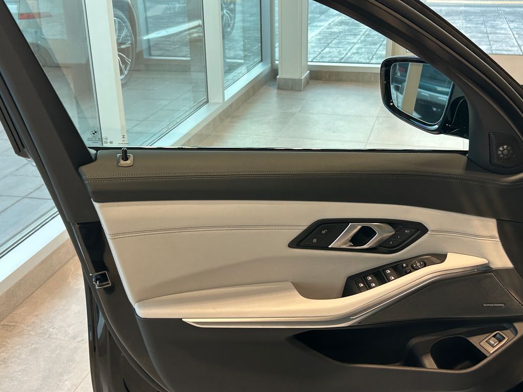 Thumbnail: 2026 BMW M3 - 11