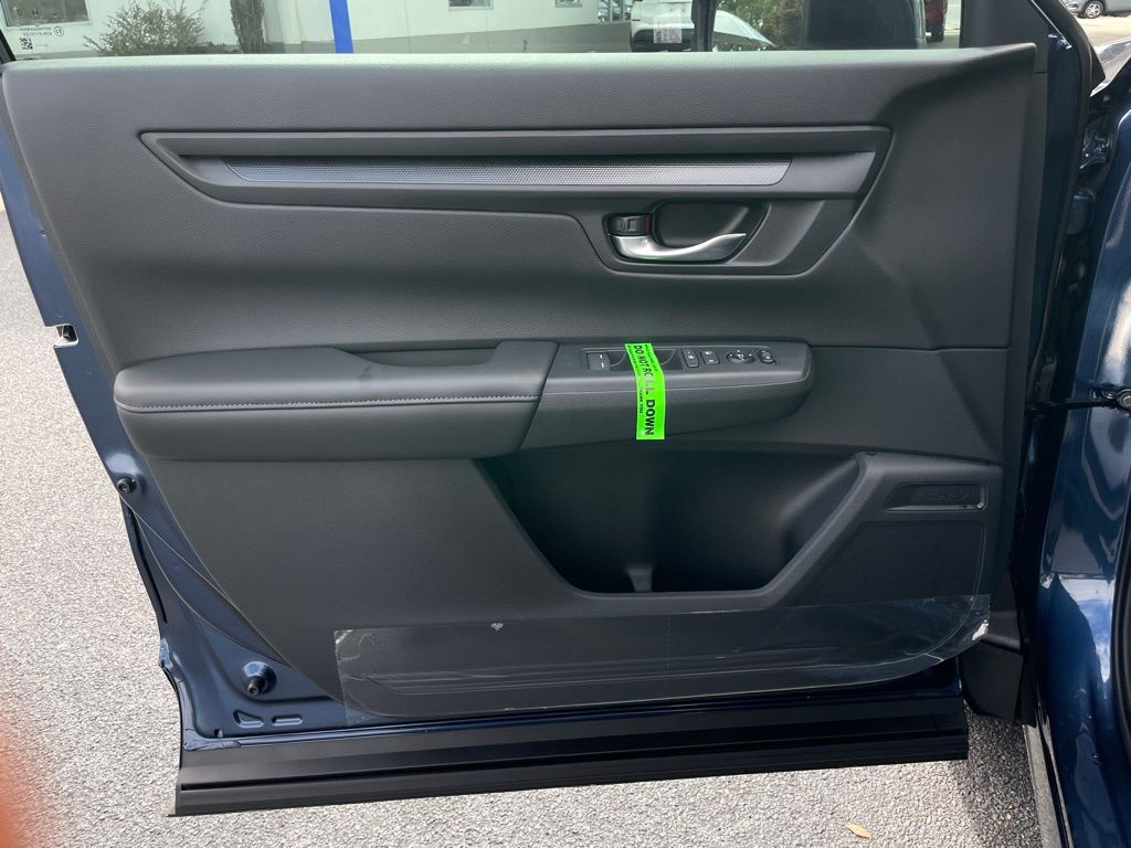 2025 Honda CR-V EX 27