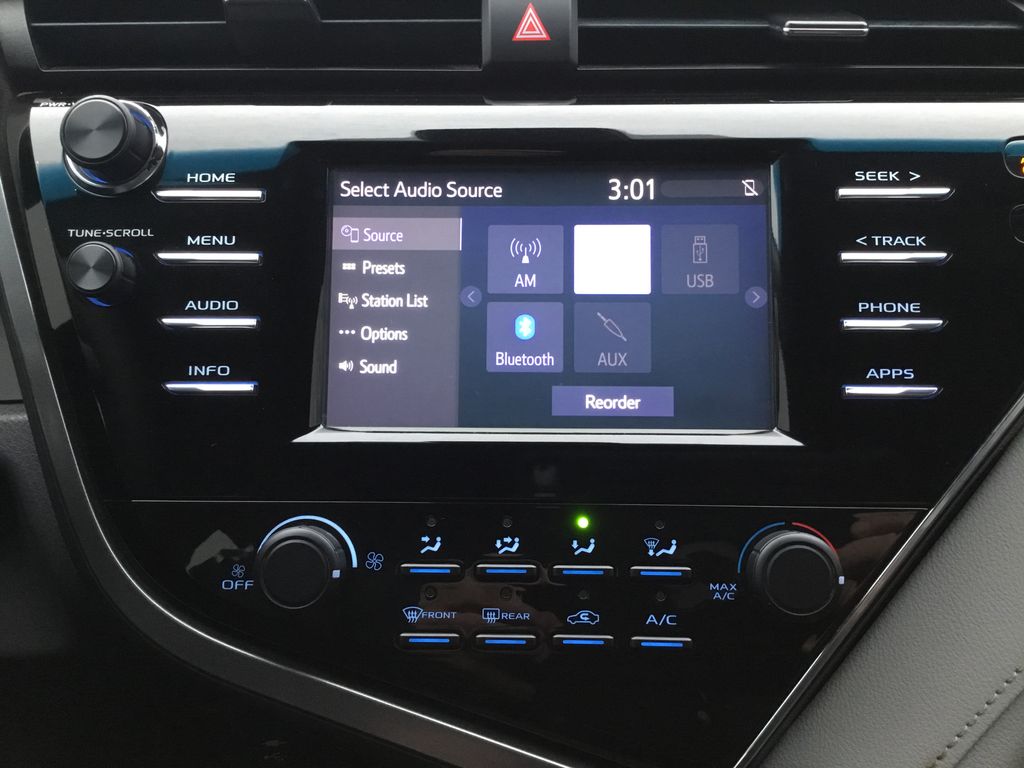 Thumbnail: 2018 Toyota Camry - 20