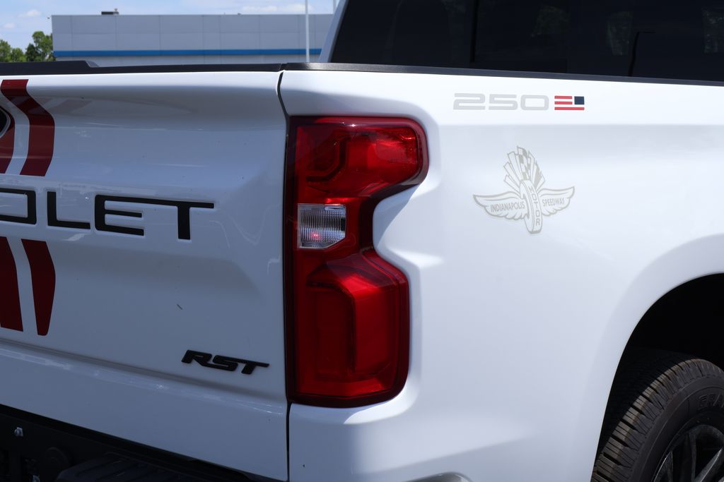 Thumbnail: 2026 Chevrolet Silverado 1500 - 7