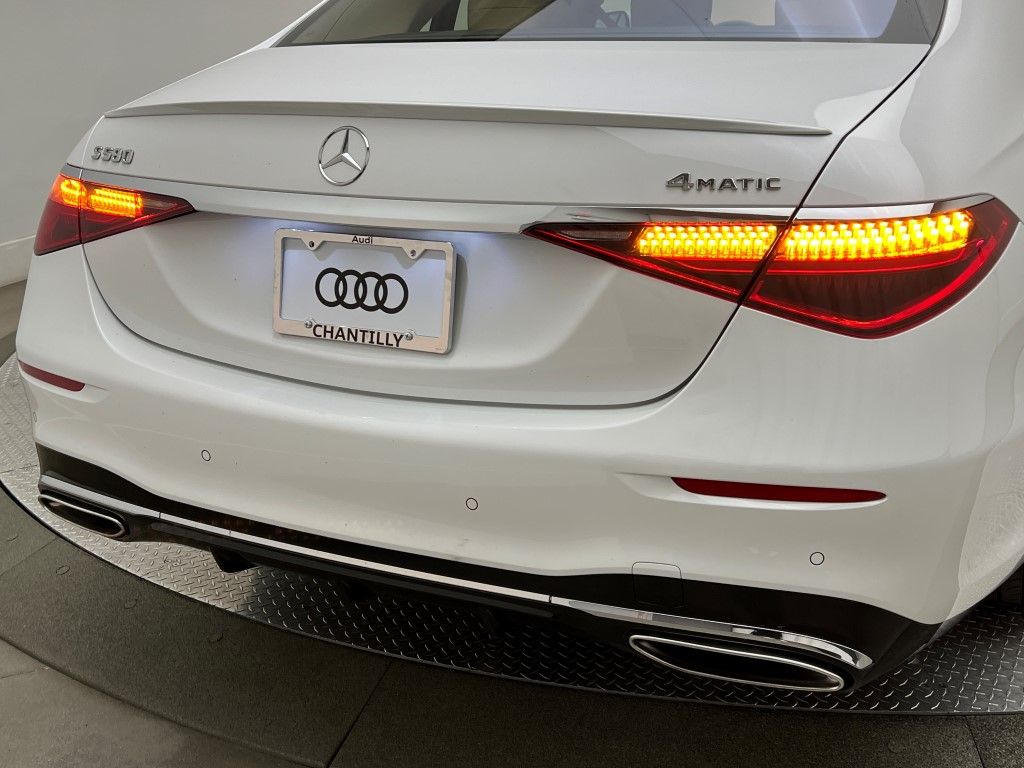 Thumbnail: 2024 Mercedes-Benz S-Class - 7