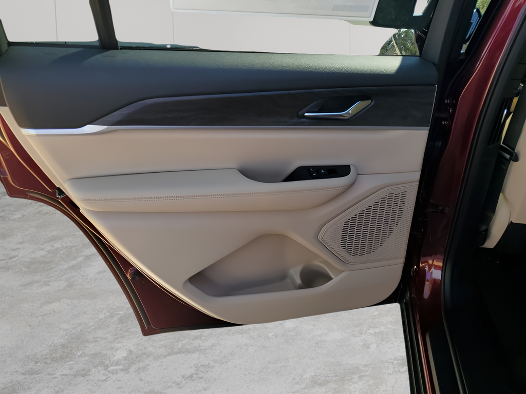 New Car 2025 Jeep Grand Cherokee L  Limited For Sale Under $50,000 In Austin, Texas