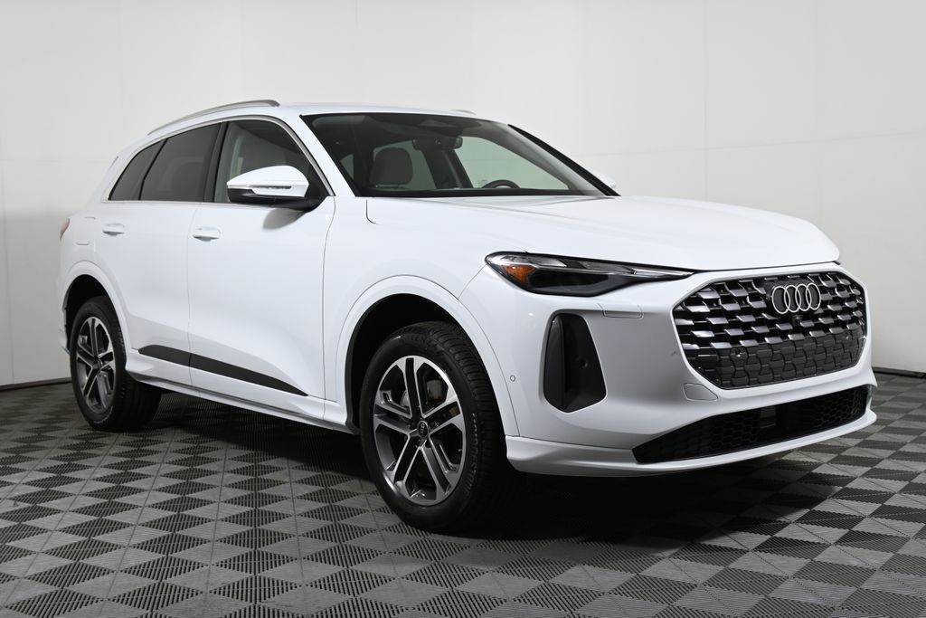Thumbnail: 2025 Audi Q5 - 8