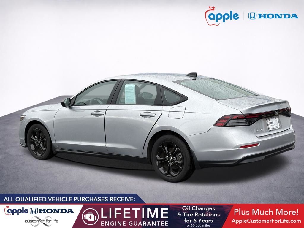 2025 Honda Accord Sedan SE