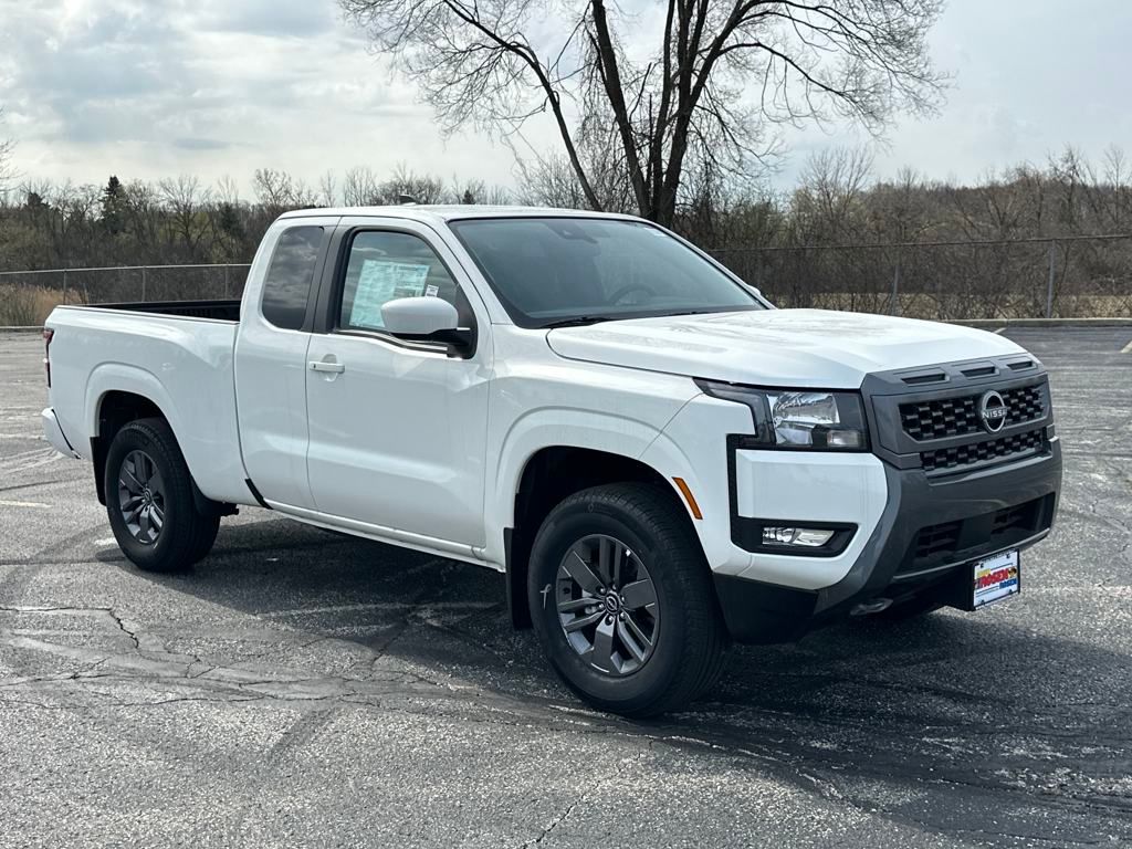2025 Nissan Frontier SV photo