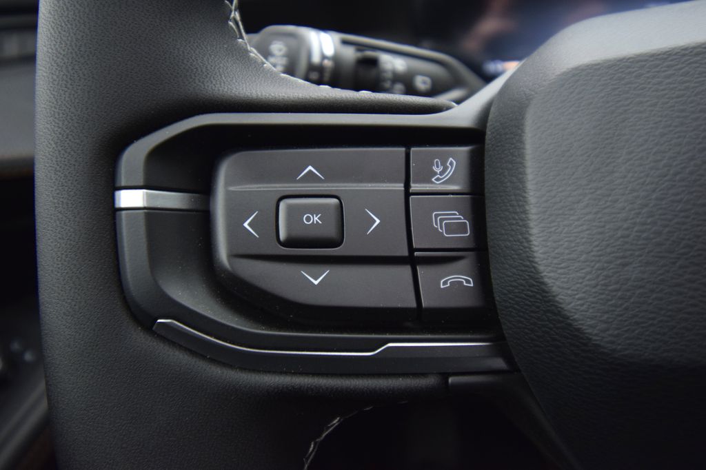 new 2026 Jeep Cherokee car, priced at $45,653