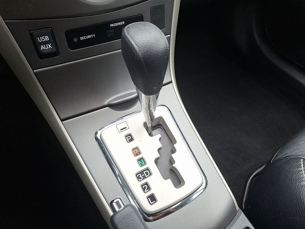 Thumbnail: 2012 Toyota Corolla - 16