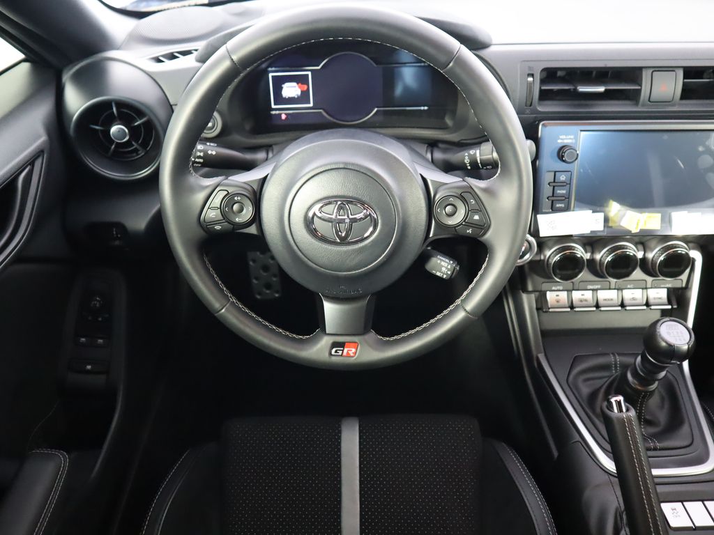Thumbnail: 2024 Toyota GR86 - 11