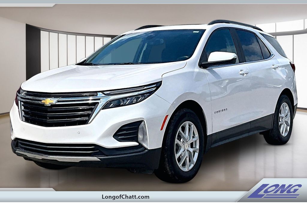 2022 Chevrolet Equinox LT FWD with 1LT