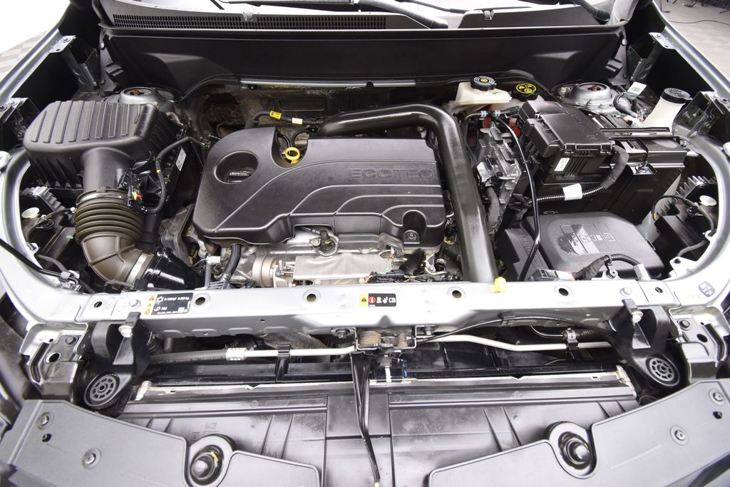 used 2023 Chevrolet Equinox car, priced at $18,000