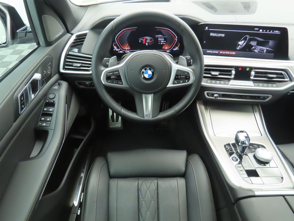 Thumbnail: 2023 BMW X5 - 10