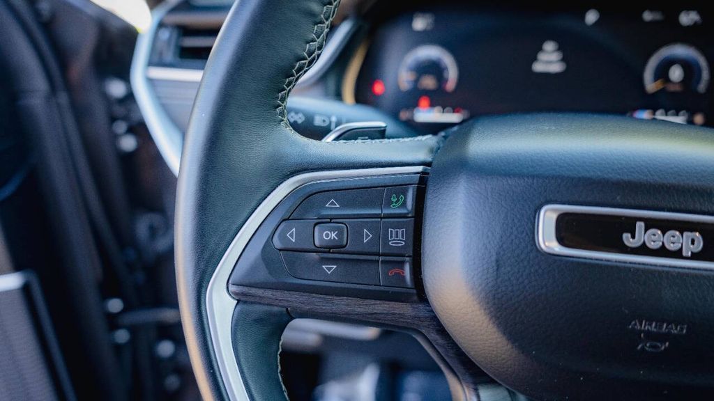 Used 2021 Jeep Grand Cherokee L Limited 4D Sport Utility