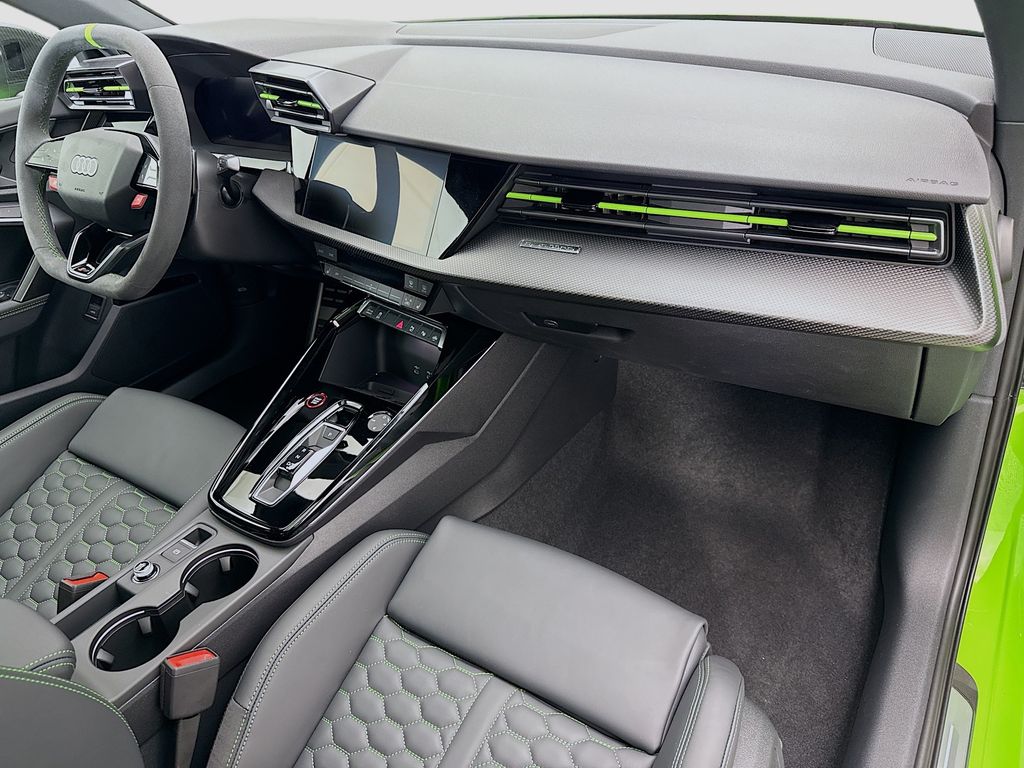 Thumbnail: 2025 Audi RS 3 - 16