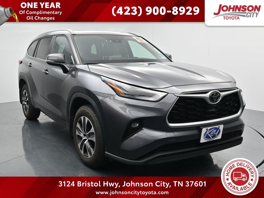2023 Toyota Highlander XLE AWD