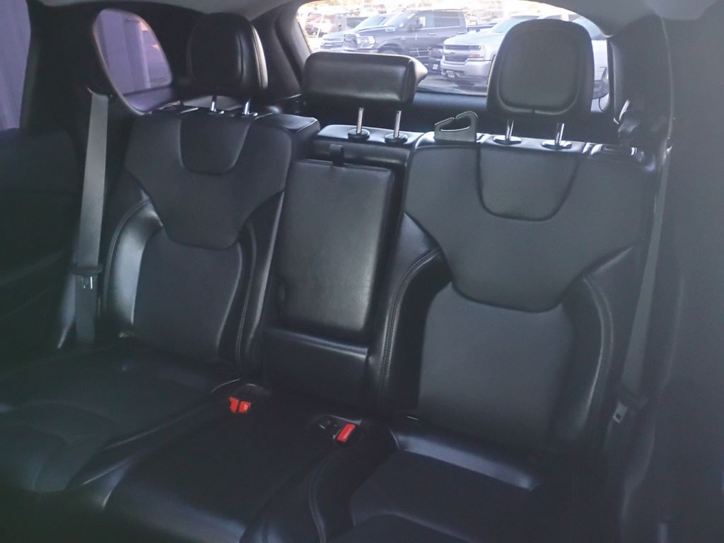 Used Car 2021 Jeep Cherokee  Limited For Sale Under $20,000 In Austin, Texas