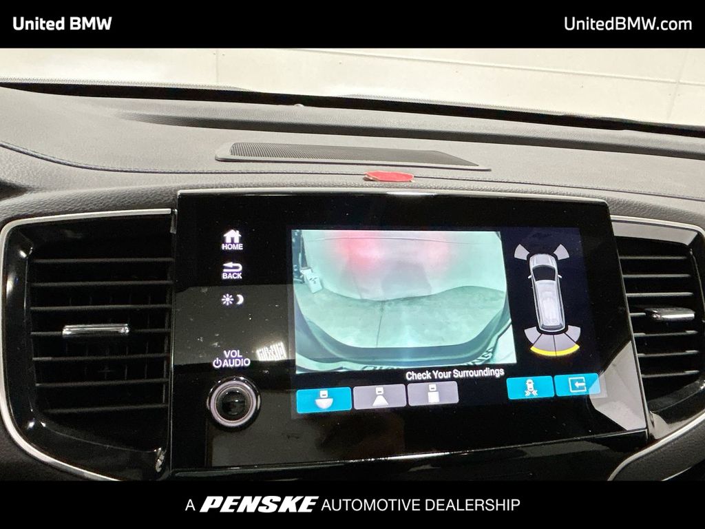 Thumbnail: 2019 Honda Pilot - 17