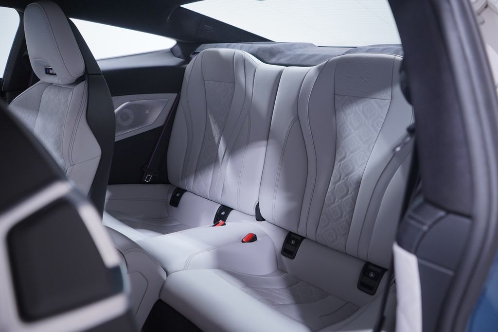 Thumbnail: 2020 BMW M8 - 9