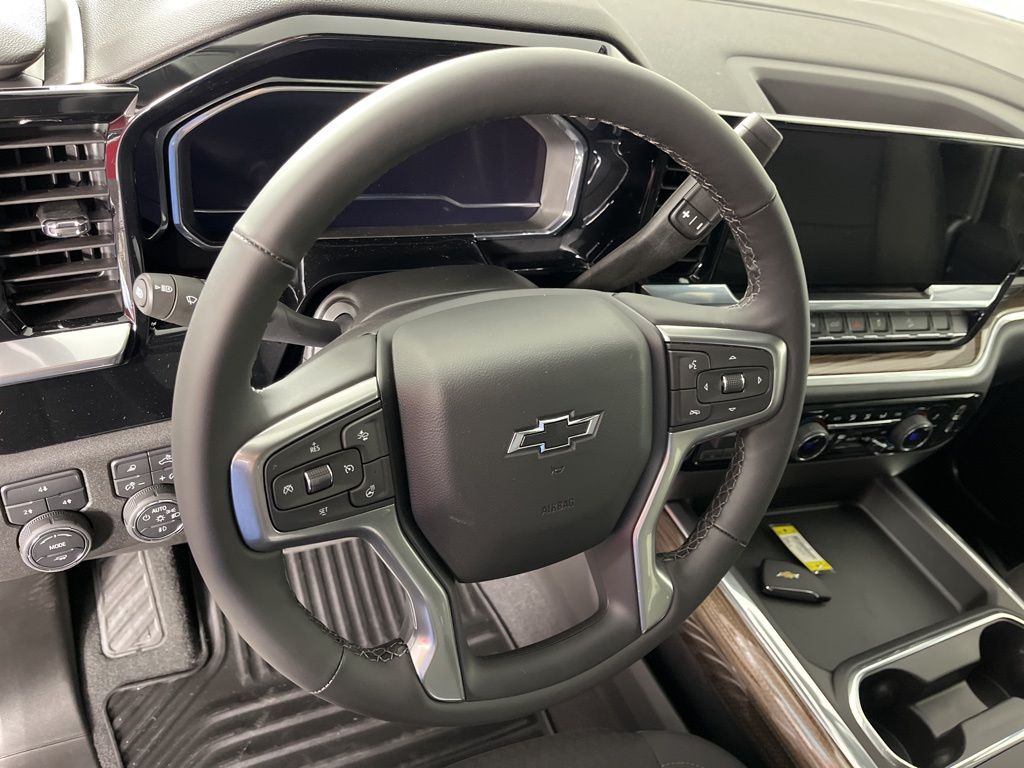 Thumbnail: 2025 Chevrolet Silverado 2500 - 28