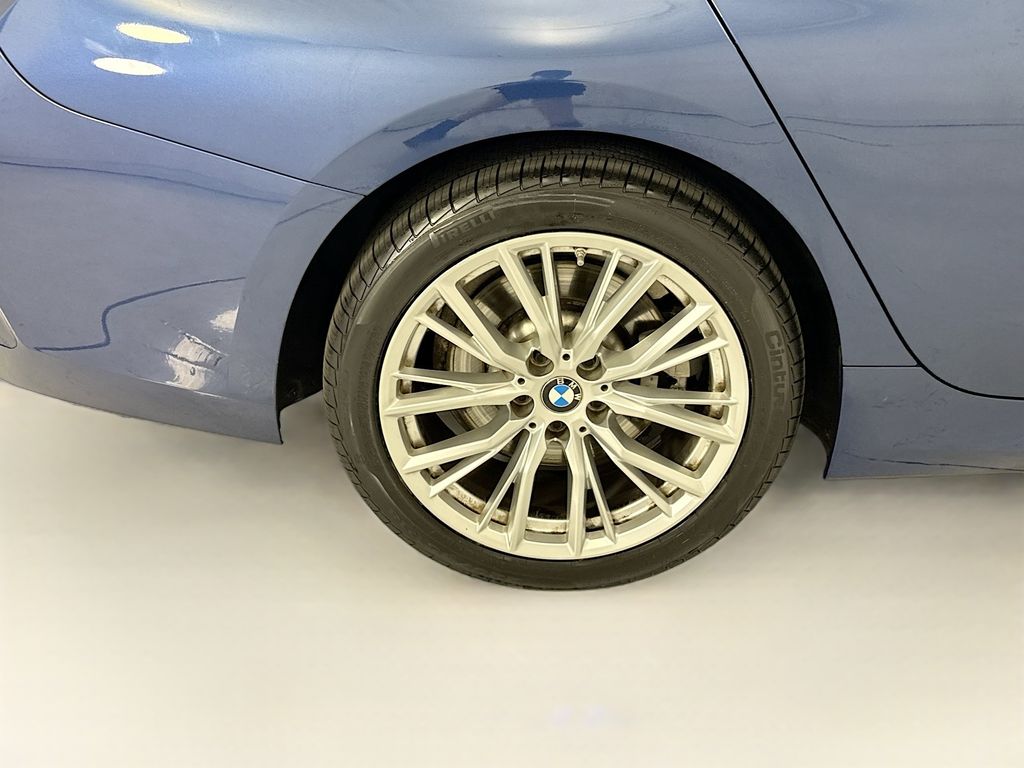 Thumbnail: 2023 BMW 3 Series - 32