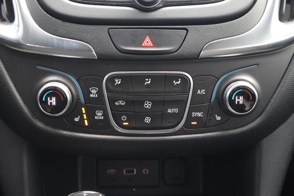 Thumbnail: 2020 Chevrolet Equinox - 17