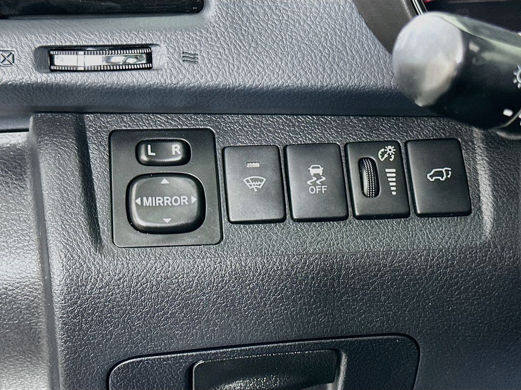Thumbnail: 2013 Toyota Highlander - 10
