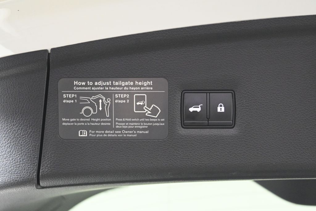 2022 INFINITI QX55 Essential 32