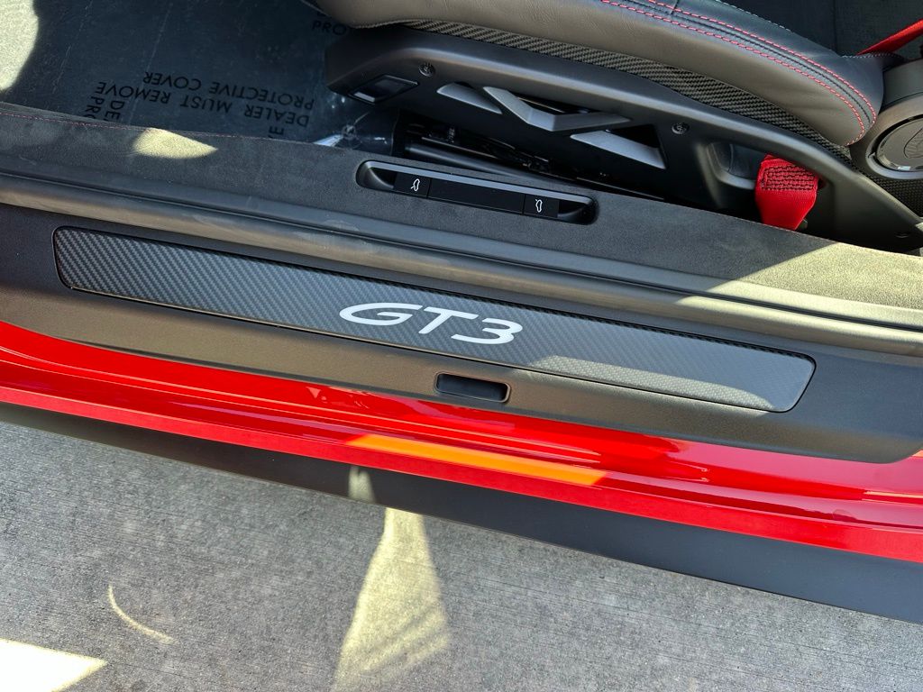 Thumbnail: 2026 Porsche 911 - 23