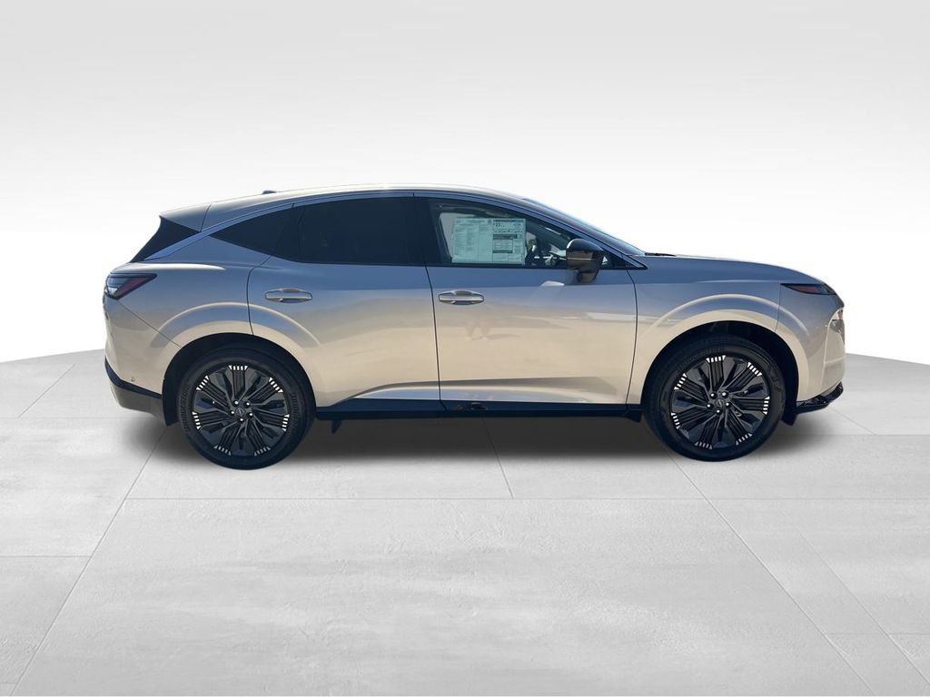 2025 Champagne Silver Metallic Nissan Murano Platinum AWD SUV